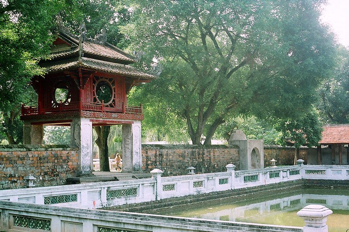 Nguyễn Văn Thành (1758-1817) là một trong những vị khai quốc công thần của triều Nguyễn, có công lớn trong việc đưa Nguyễn Phúc Ánh (vua Gia Long) lên ngôi để trở thành vị vua đầu tiên của triều Nguyễn - triều đại phong kiến cuối cùng của Việt Nam (1802-1945).
